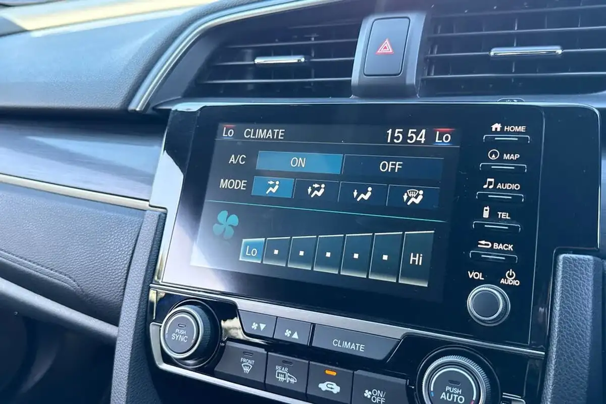 2020-honda-civic-10-vtec-turbo-sr-hatchback-5d-big-20