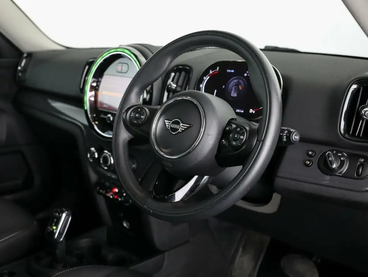 2020-mini-countryman-20td-cooper-d-classic-comfort-auto-big-25