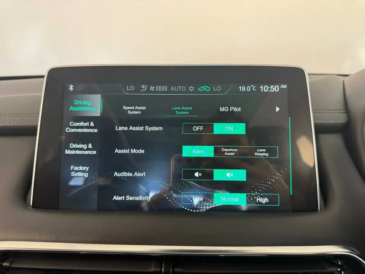 2022-mg-hs-15t-gdi-exclusive-258ps-plug-in-hybrid-auto-big-39