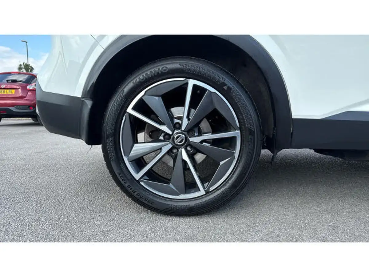 2022-nissan-qashqai-13-dig-t-tekna-140ps-mild-hybrid-big-6