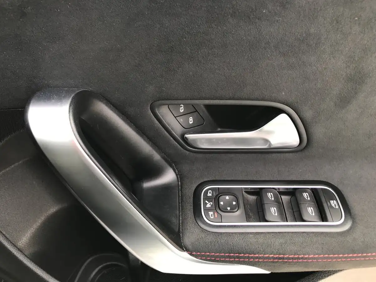 2020-mercedes-benz-a-class-13-a180-amg-line-executive-hatchback-5d-7g-dct-big-28
