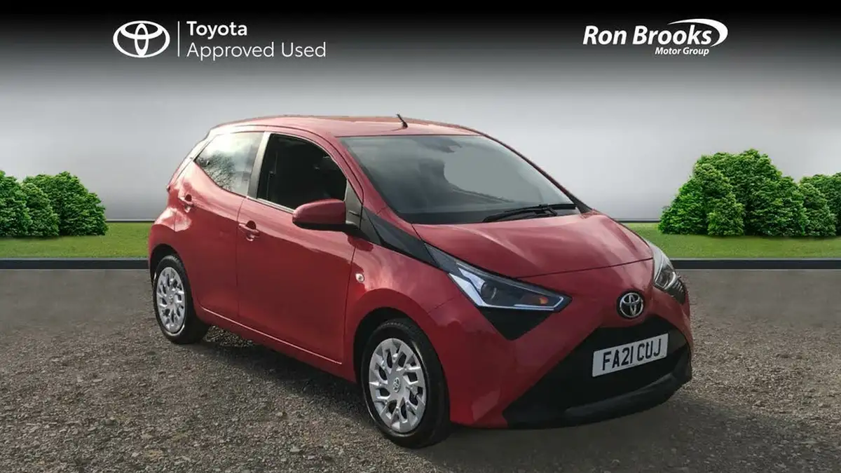 2021-toyota-aygo-10-vvt-i-x-play-tss-big-0