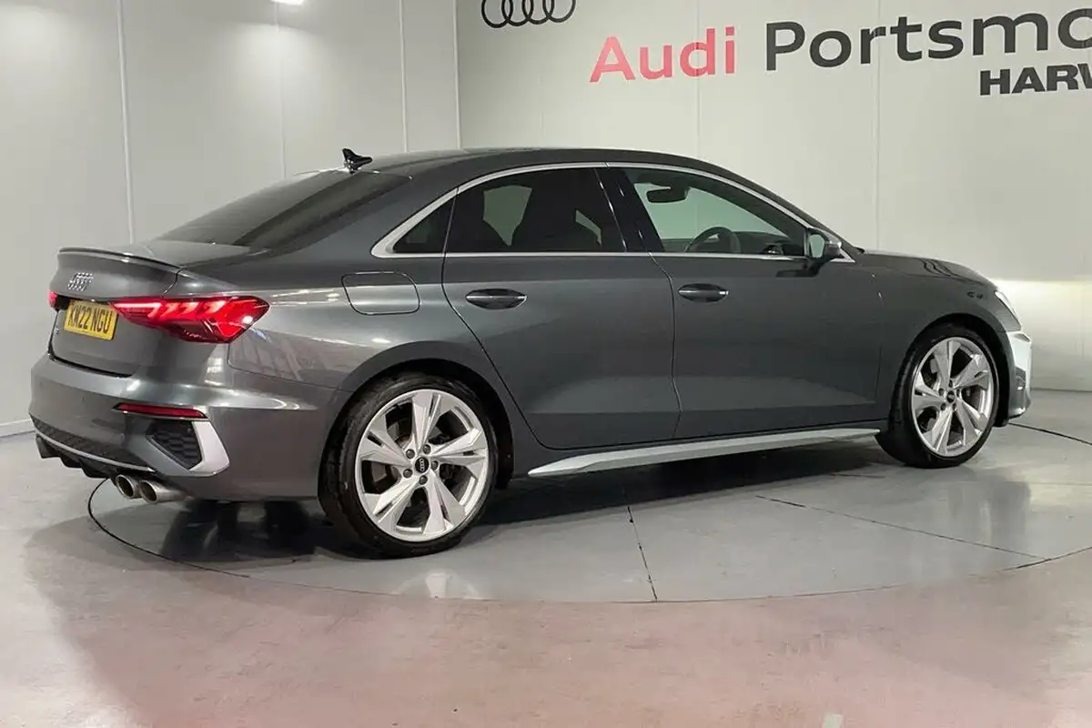 2022-audi-s3-20-tfsi-saloon-4d-big-9
