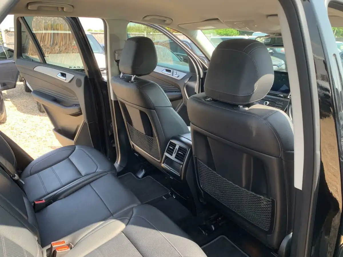 2017-mercedes-benz-gle-class-30-d-gle350d-amg-line-estate-big-44