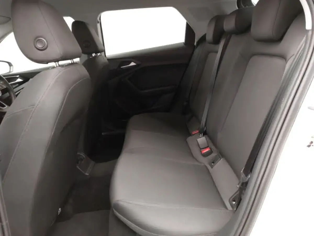 2022-audi-a1-10-25-tfsi-technik-big-5