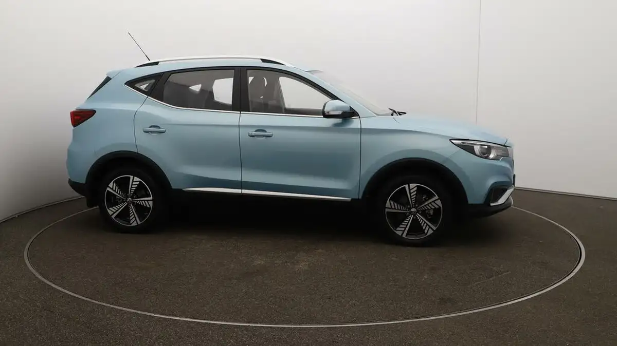 2021-mg-zs-suv-e-exclusive-ev-big-42