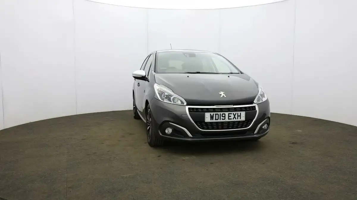 2019-peugeot-208-12-puretech-tech-edition-82bhp-big-34