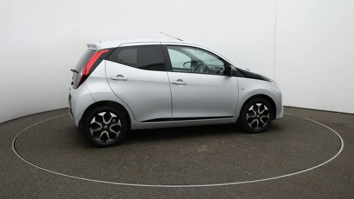 2020-toyota-aygo-10-vvt-i-x-trend-big-42