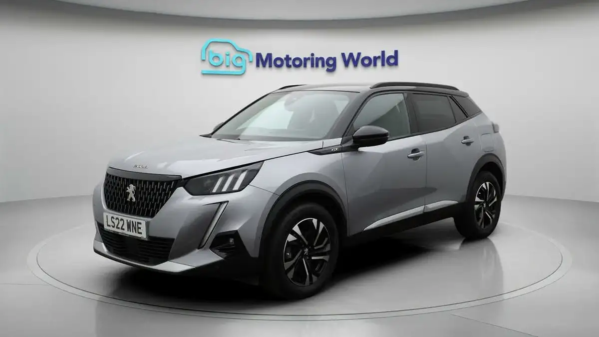 2022-peugeot-2008-suv-12-puretech-gt-big-3