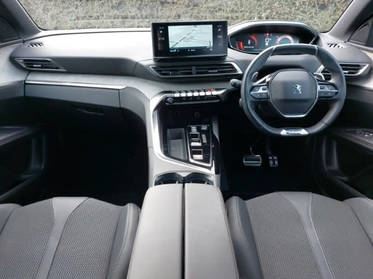 2024-peugeot-3008-suv-12-puretech-gt-130bhp-ss-eat8-big-2