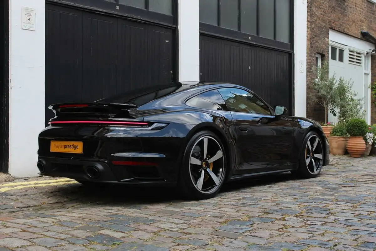 2023-porsche-911-38-turbo-s-awd-turbo-coupe-big-22