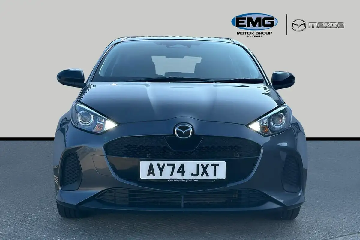 2024-mazda-mazda2-15-centre-line-big-1