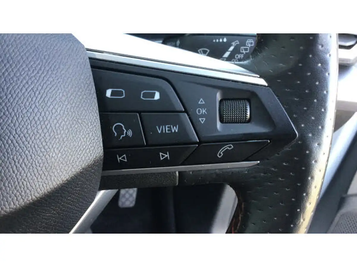 2020-seat-leon-15-tsi-evo-fr-130ps-hatchback-big-24