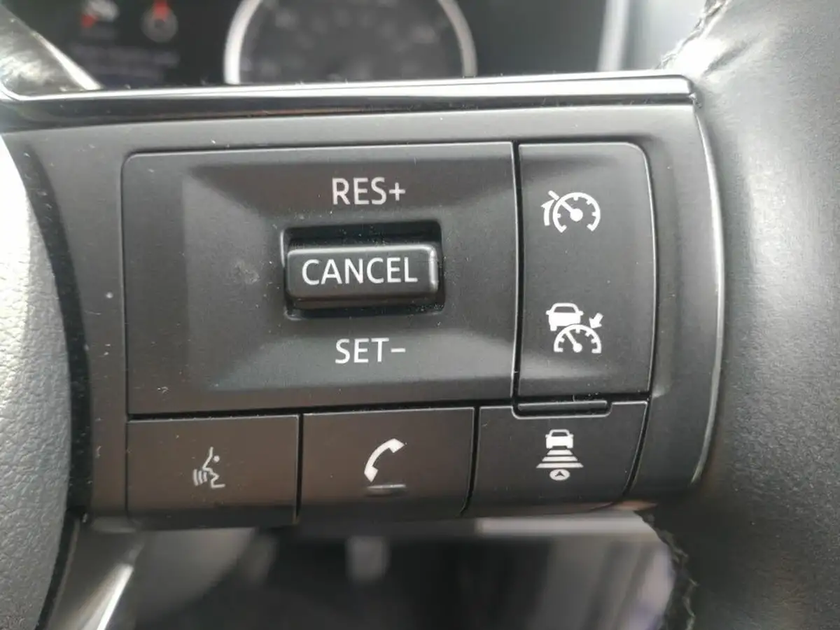 2022-nissan-qashqai-13-dig-t-n-connecta-140ps-big-15