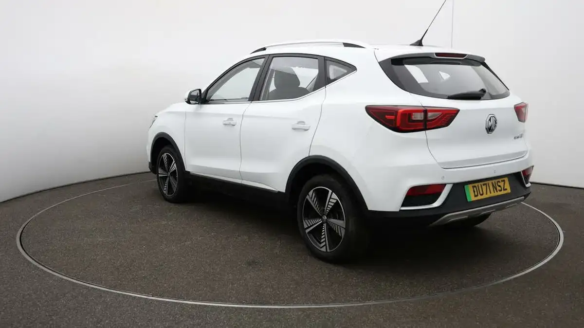 2021-mg-zs-suv-e-exclusive-ev-big-56