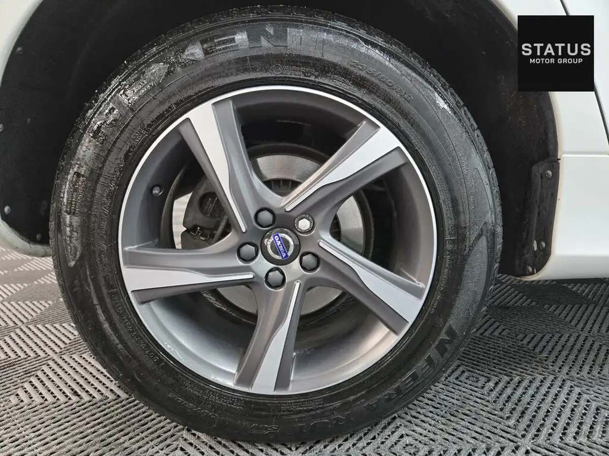 2016-volvo-xc60-20td-d4-r-design-nav-geartronic-big-8