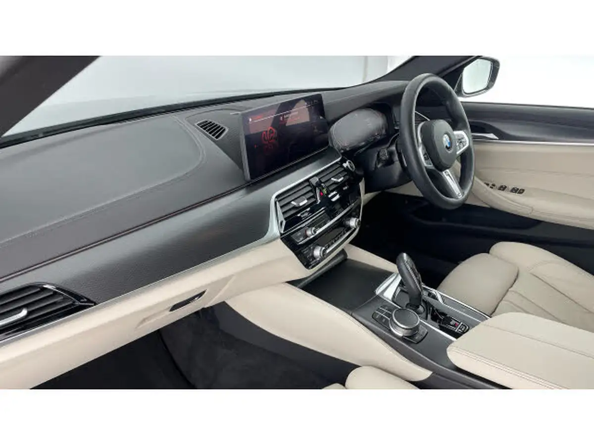 2021-bmw-5-series-20td-520d-xdrive-m-sport-mht-saloon-4d-big-6