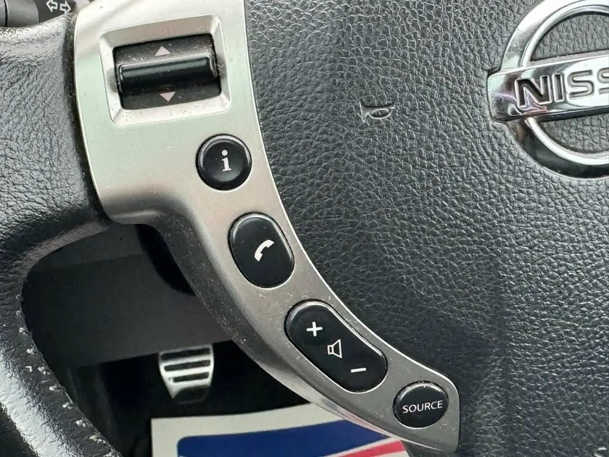 2010-nissan-qashqai-16-n-tec-big-22