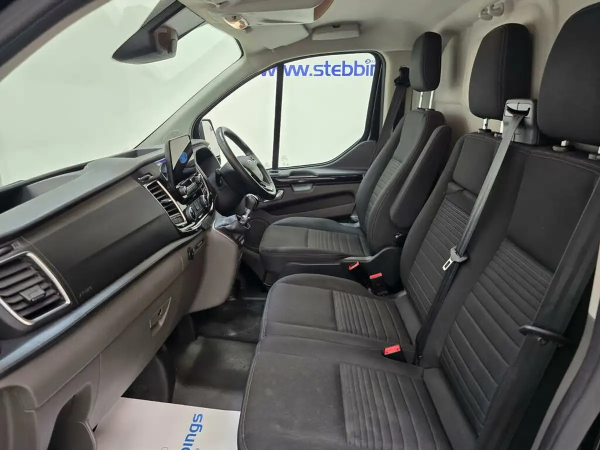 2022-ford-transit-custom-20tdci-280-l1h1-limited-130pseu6dt-big-9
