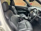 2016-nissan-juke-16-tekna-117ps-1598cc-xtronic-cvt-small-4