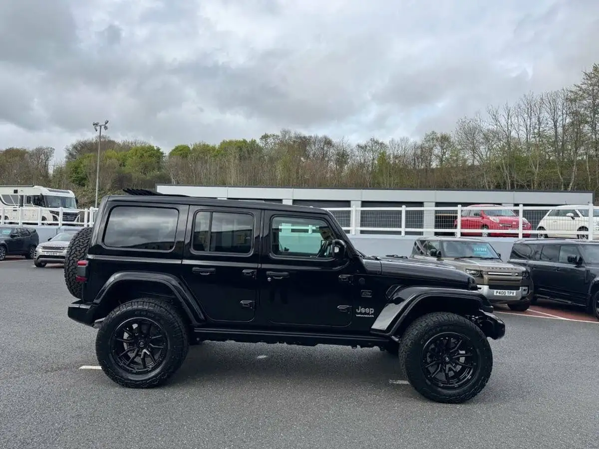 2025-jeep-wrangler-big-5