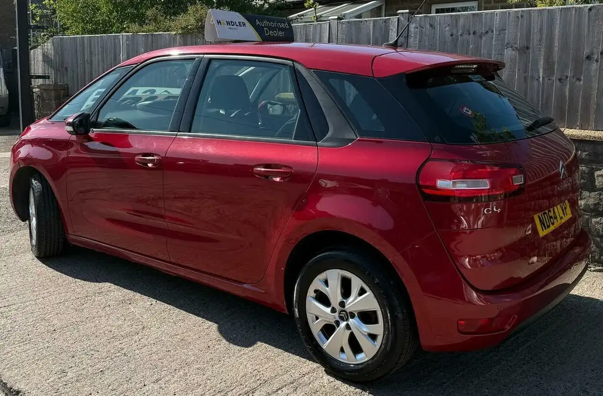 2015-citroen-c4-picasso-16e-hdi-vtr-115ps-big-6