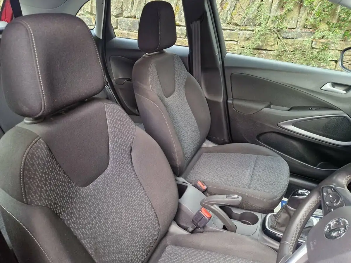2022-vauxhall-crossland-12i-design-big-6