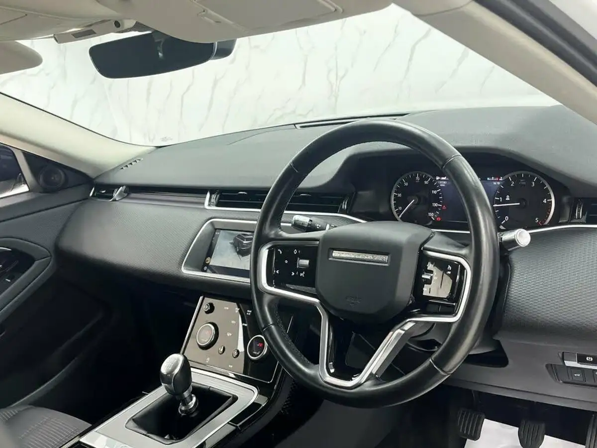 2021-land-rover-range-rover-evoque-20-d165-evoque-big-24