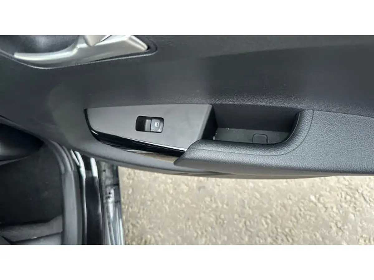 2024-kia-picanto-10-2-big-32