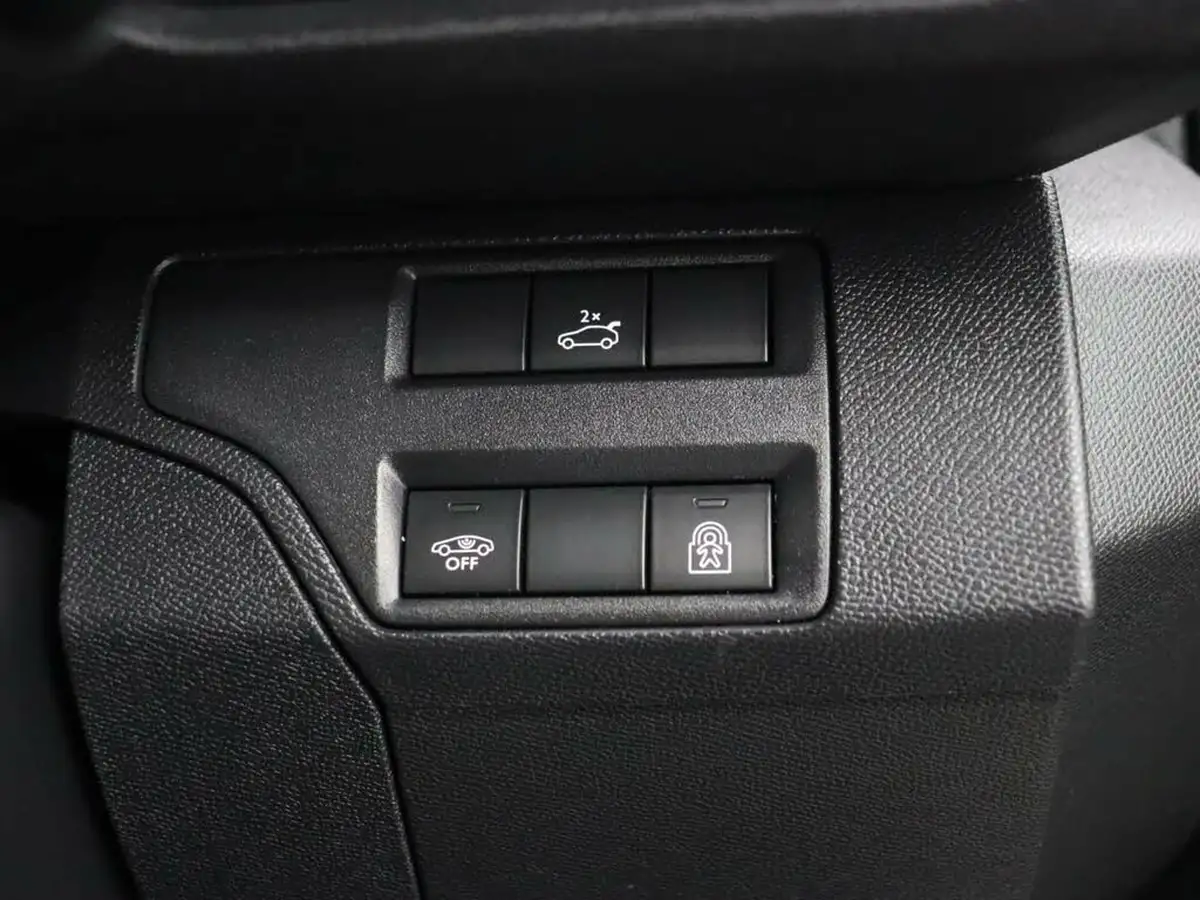 2018-peugeot-3008-suv-15-bluehdi-gt-line-eat8-big-30