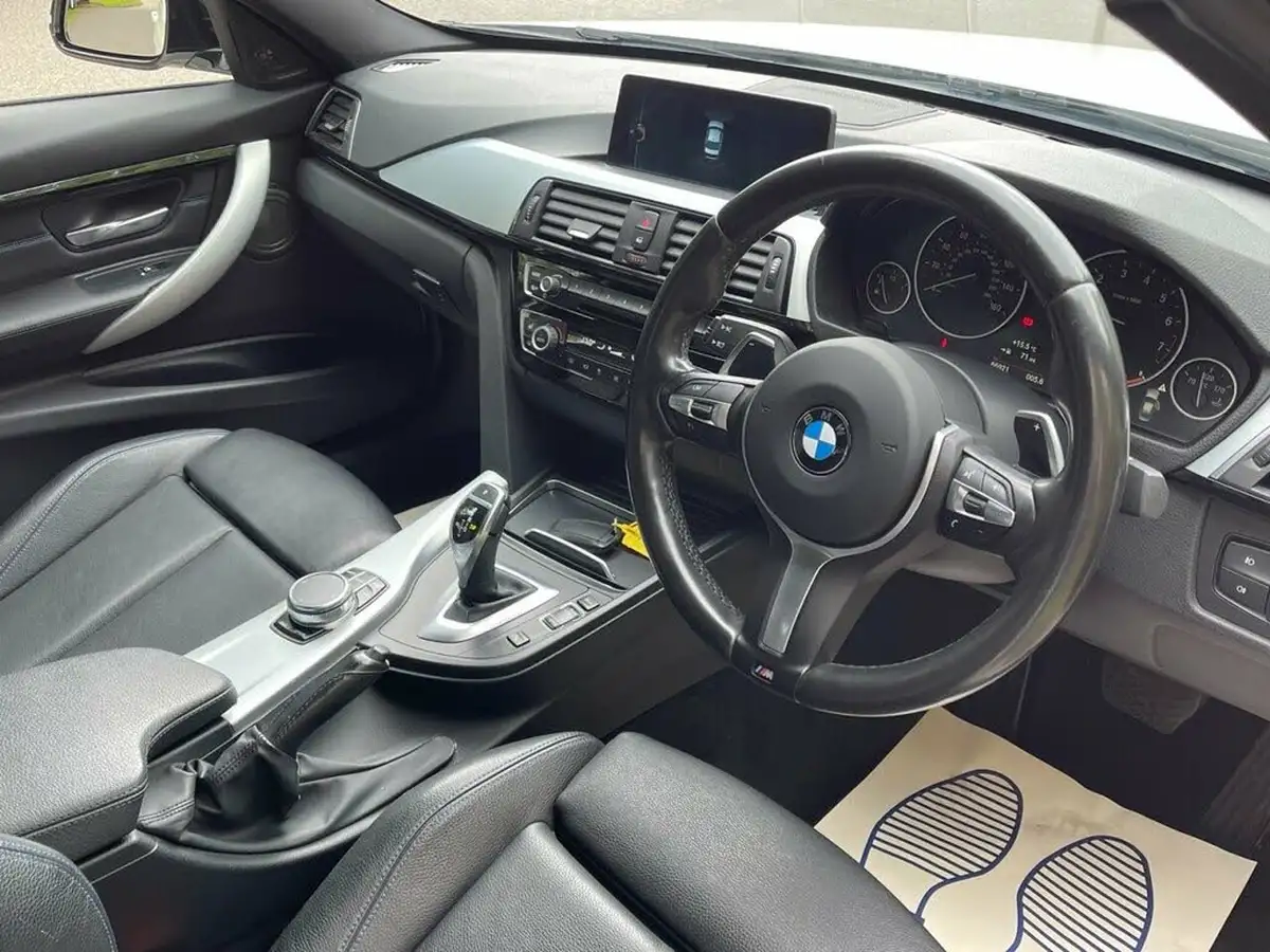 2017-bmw-3-series-20-330i-m-sport-saloon-4d-auto-big-30