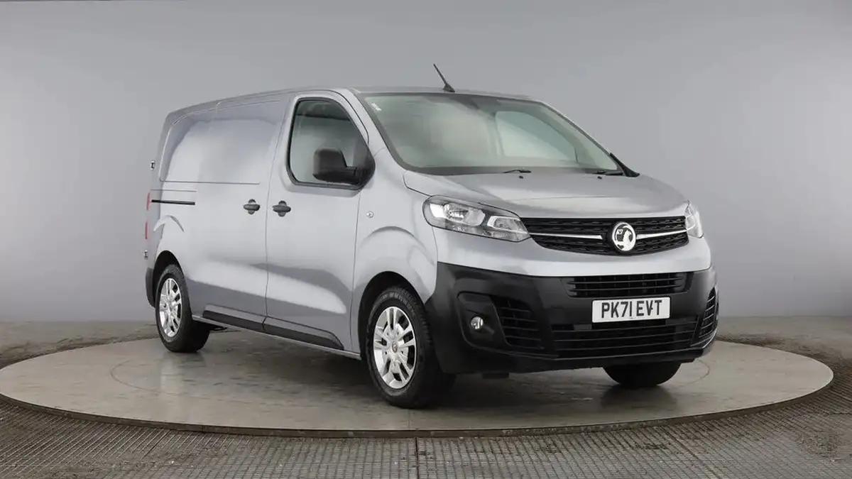 2021-vauxhall-vivaro-15td-2700-l1h1-dynamic-100pseu6d-big-0