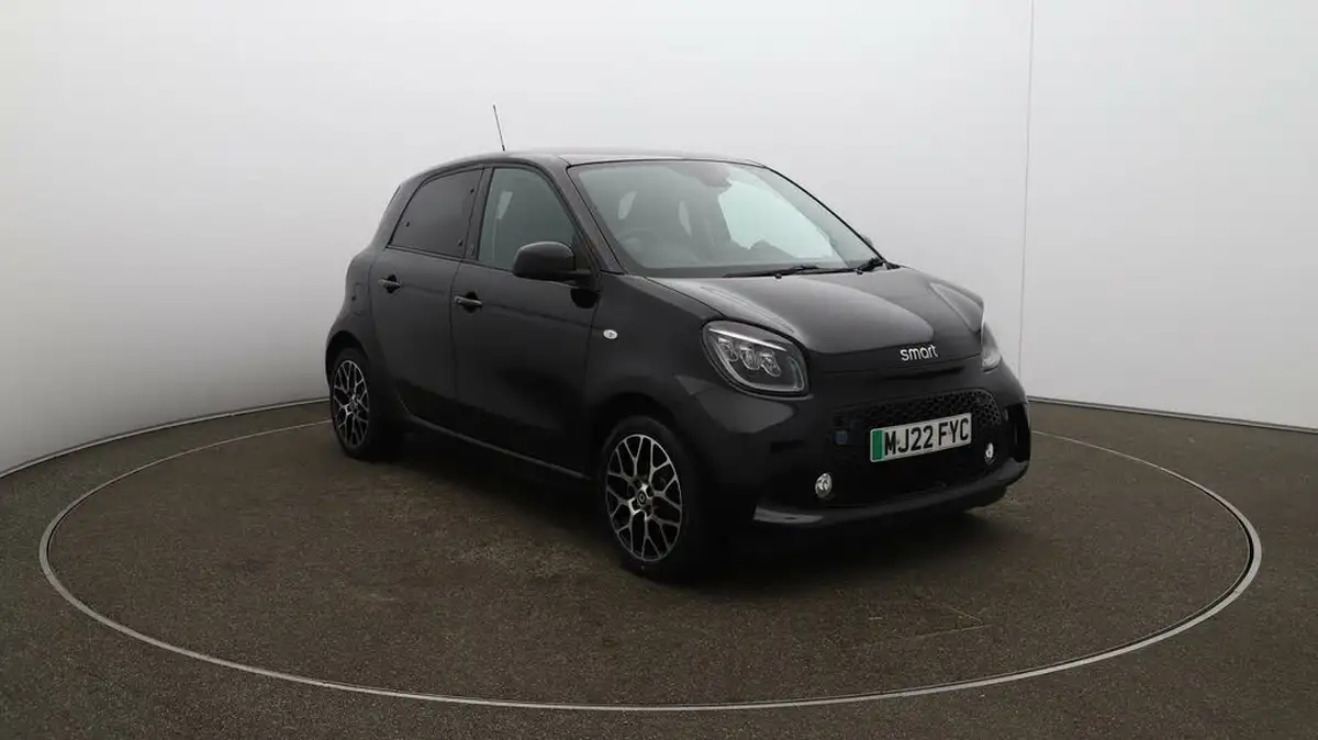 2022-smart-forfour-eq-exclusive-big-34