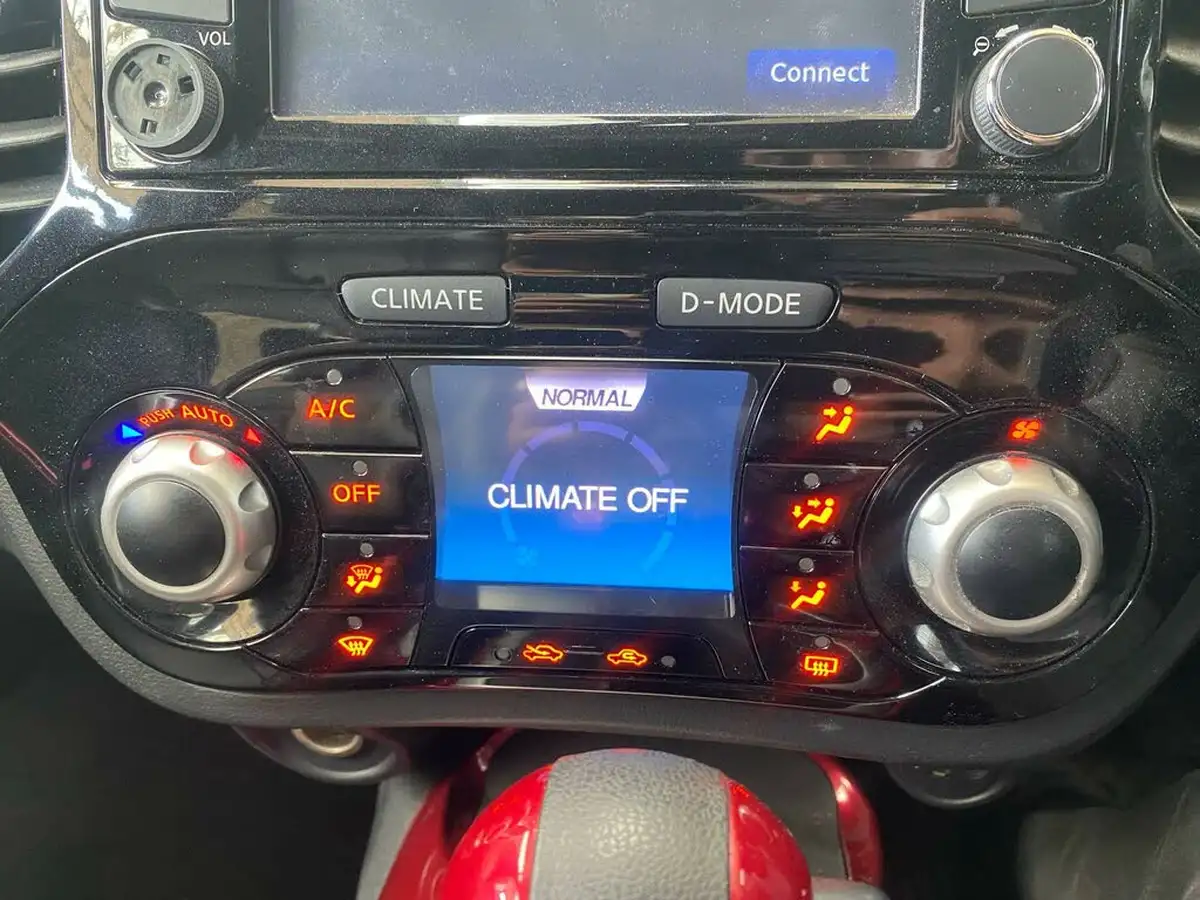 2015-nissan-juke-16-tekna-117ps-1598cc-xtronic-cvt-big-20
