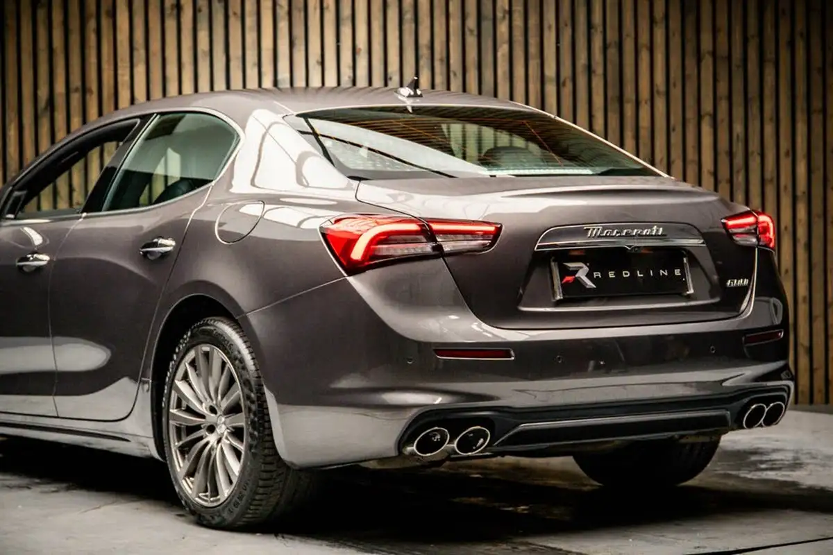 2022-maserati-ghibli-20-gt-1998cc-big-19
