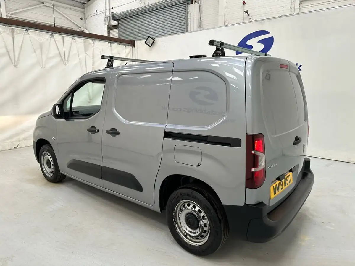2019-vauxhall-combo-16cdti-edition-2000-100pseu6-big-4