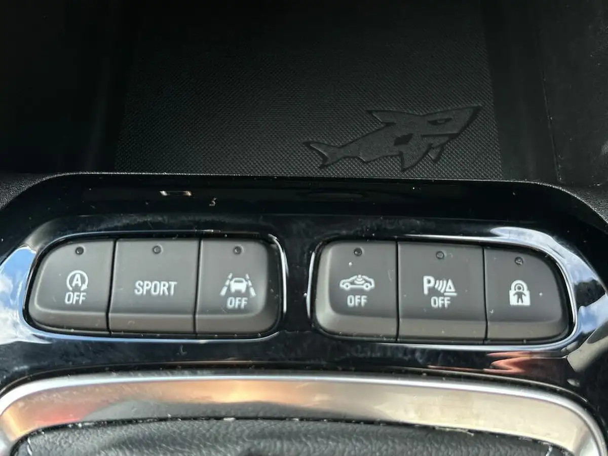 2022-vauxhall-corsa-12-turbo-sri-edition-100ps-big-25