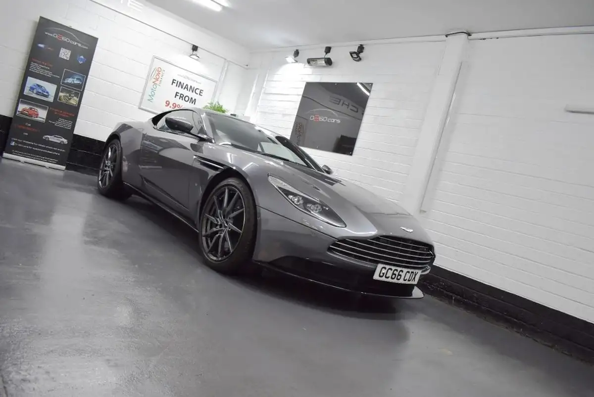 2016-aston-martin-db11-52-v12-launch-edition-big-4