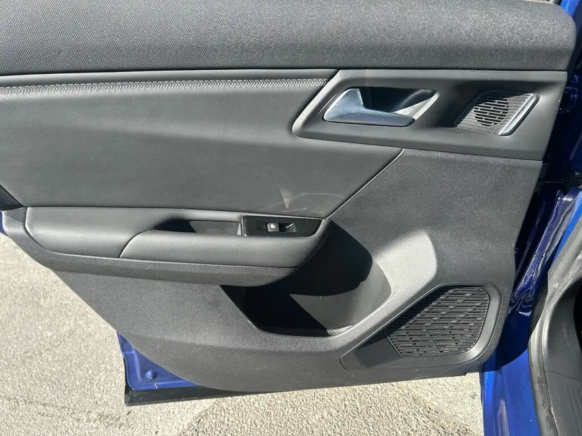 2023-citroen-c5-x-12-puretech-shine-big-23