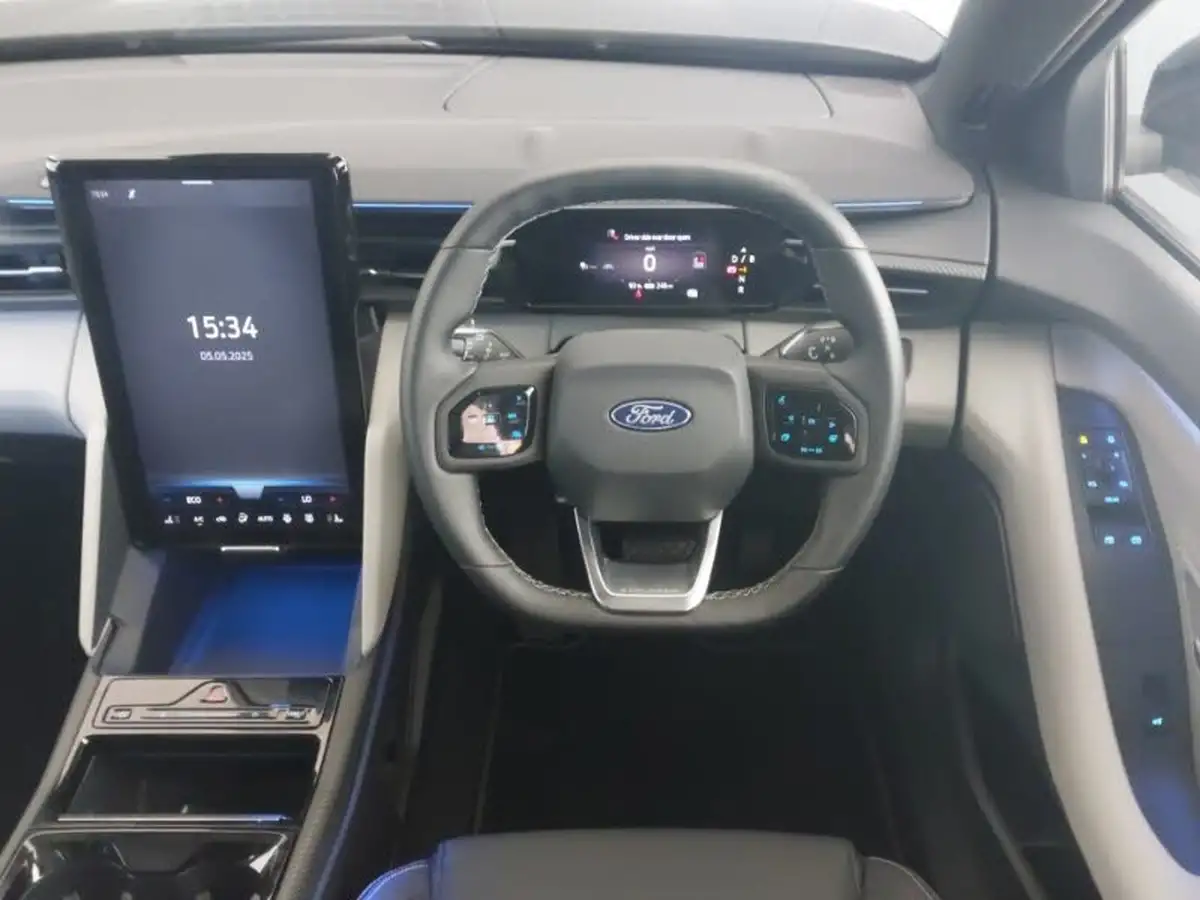 2024-ford-explorer-e-premium-286ps-77kwh-big-6