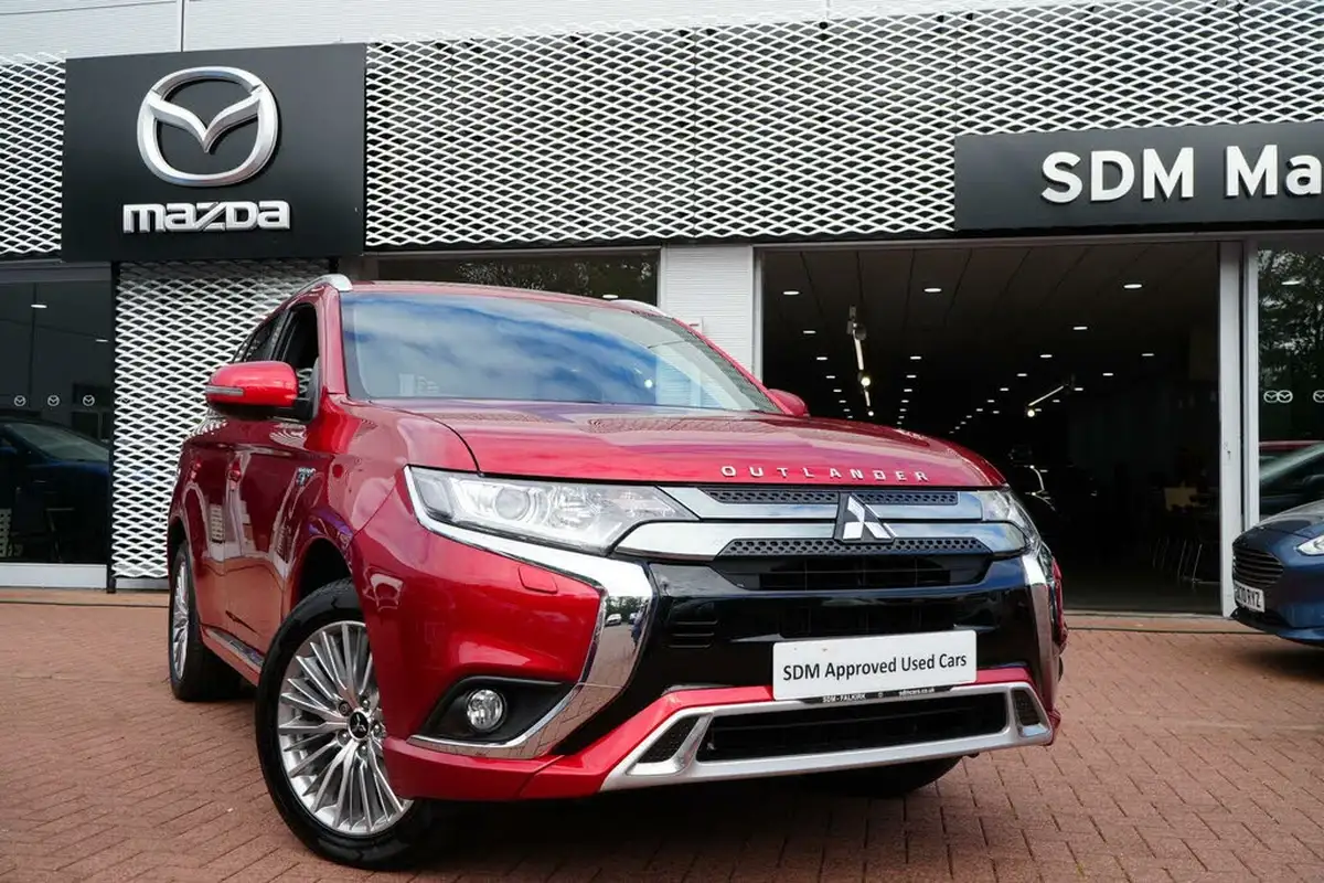2021-mitsubishi-outlander-24-dynamic-phev-big-0
