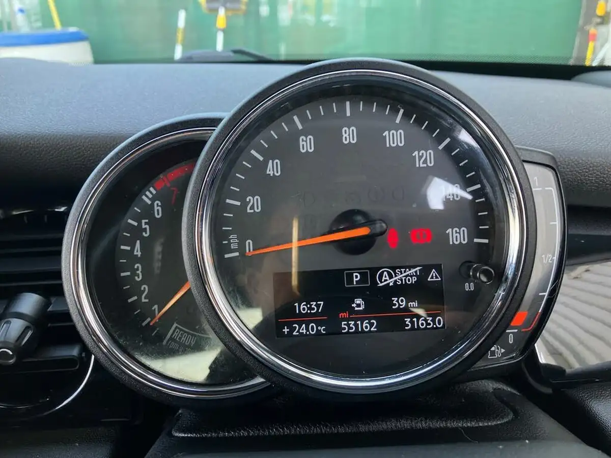 2021-mini-cooper-20-cooper-s-sport-hatchback-3d-auto-big-18