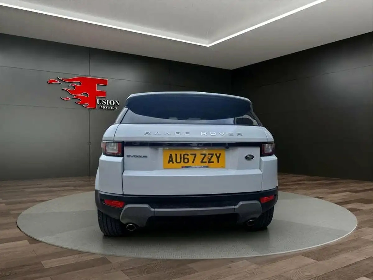 2017-land-rover-range-rover-evoque-20ed4-se-tech-hatchback-5d-big-5