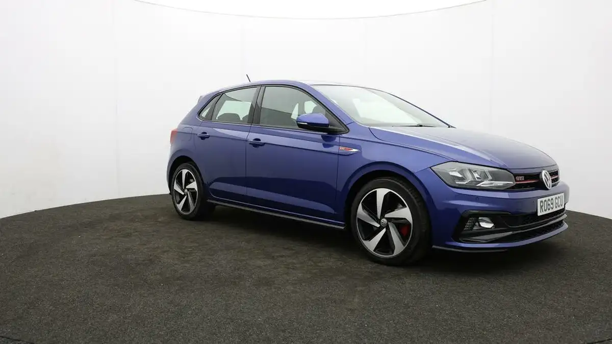 2019-volkswagen-polo-20-tsi-gti-big-38