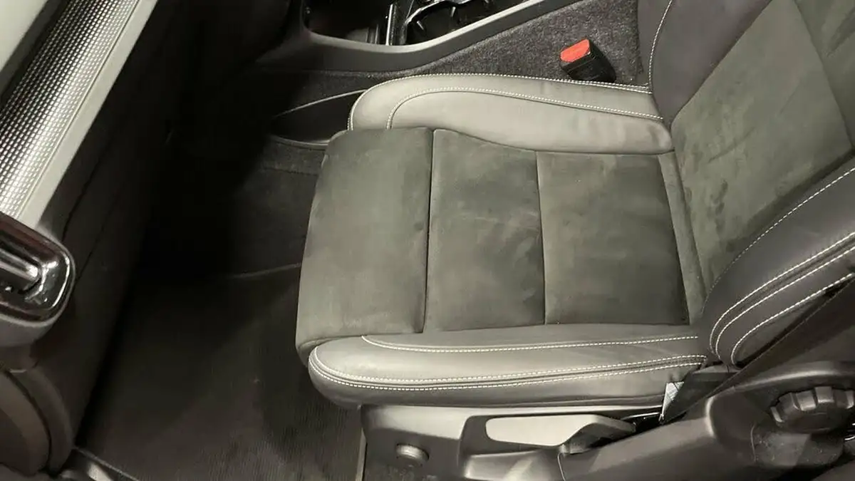 2022-volvo-xc40-15-t5-r-design-pro-big-16