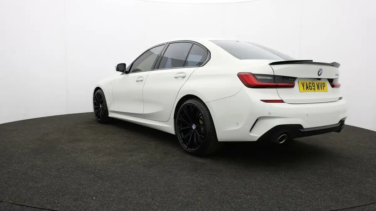 2019-bmw-3-series-20-330i-m-sport-241bhp-saloon-4d-big-5