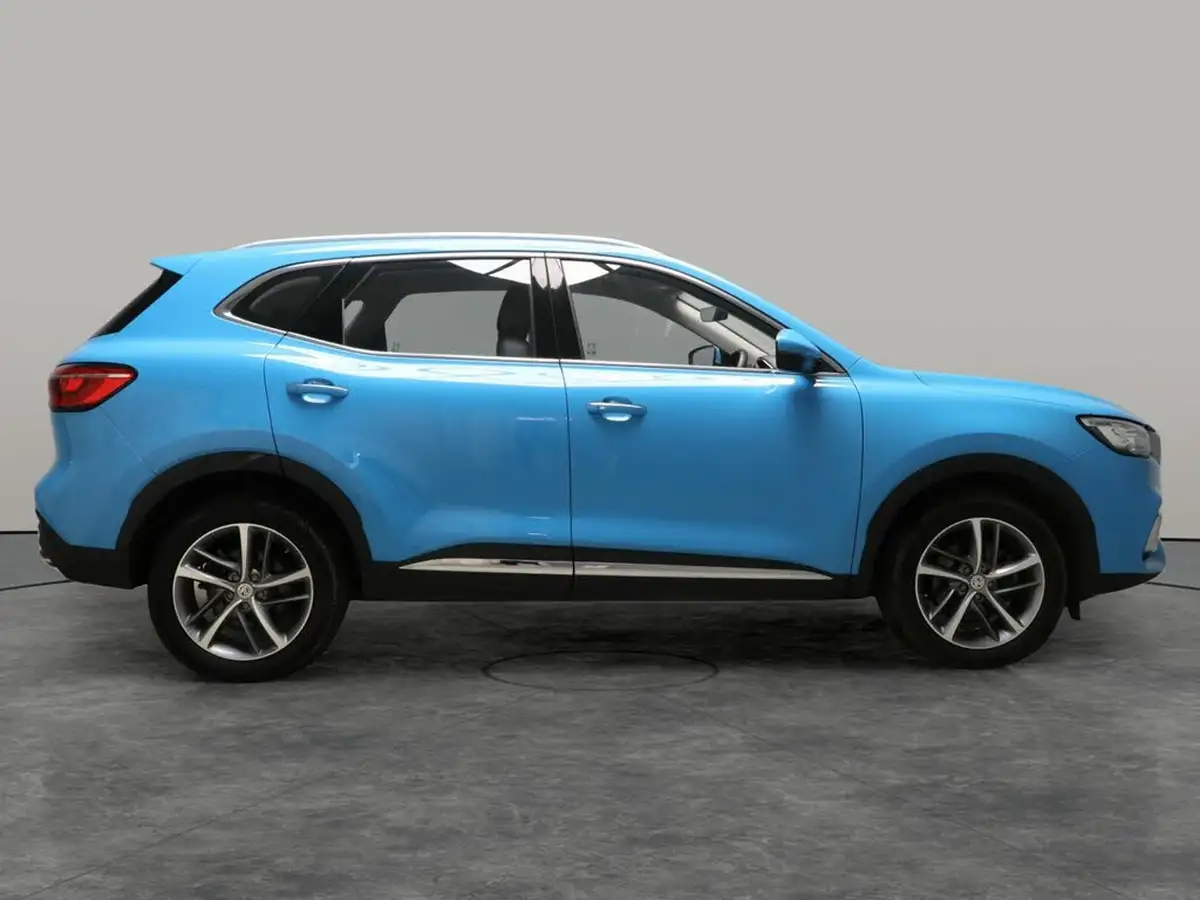 2022-mg-hs-15t-gdi-excite-162ps-big-6