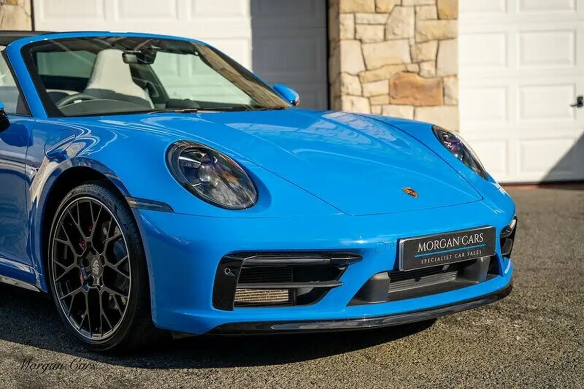 2021-porsche-911-30-targa-4s-big-1