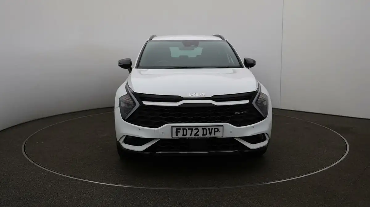2022-kia-sportage-16crdi-gt-line-113bhp-big-2