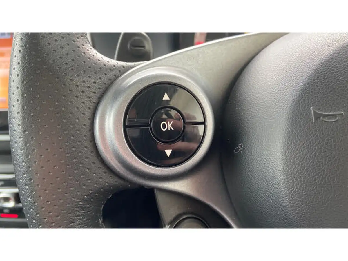 2016-smart-fortwo-10-prime-sport-premium-plusss-coupe-twinamic-big-37